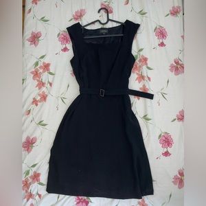 tahari black dress with belt